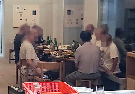 전남 해남 유명사찰 스님들 한밤 술 파티…사진 촬영 신고