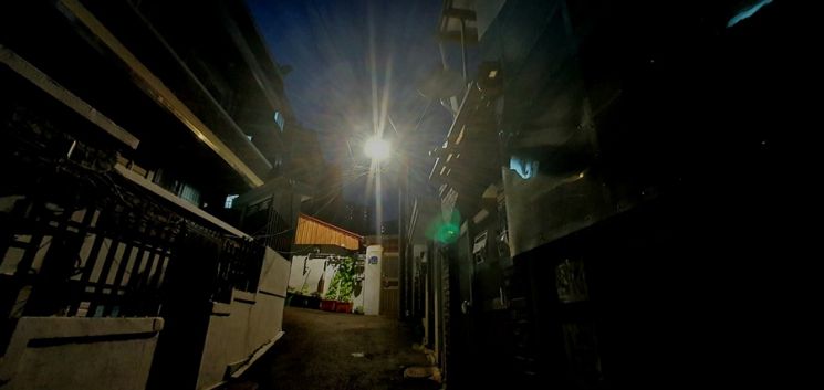 마포구 골목 환히 비추는 LED 보안등