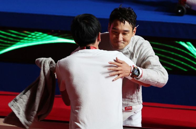 펜싱 男 사브르 김정환 3회 연속 올림픽 메달