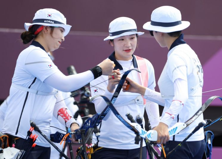 [속보] 한국 여자양궁, 올림픽 단체전 9연패 금자탑