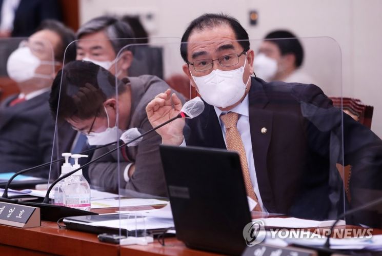 태영호 "文대통령, 공허한 종전선언 되풀이…국제사회에 보조 맞춰라"