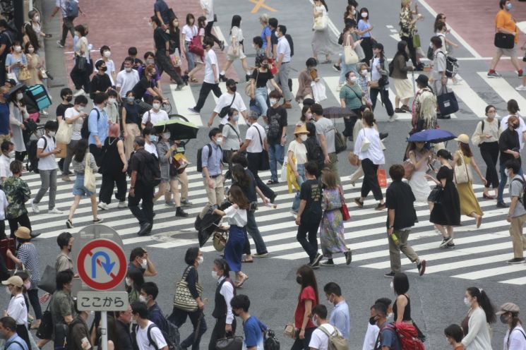 일본 28일 코로나19 신규확진자 9576명…역대 최대 규모