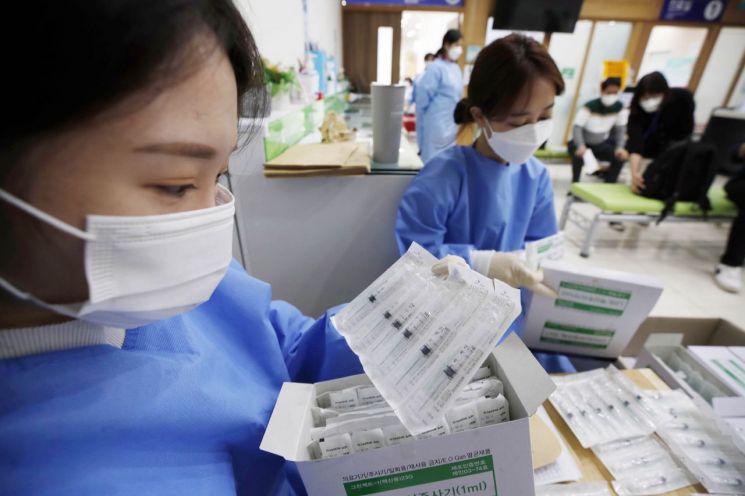 오후 6시까지 서울 401명 확진…전날보다 16명 ↓