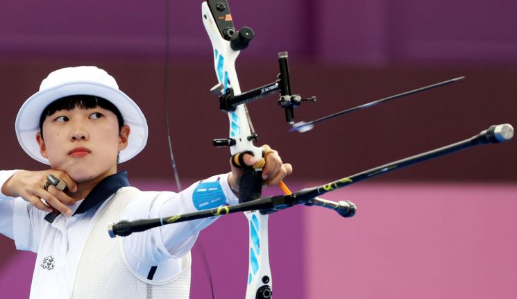 안산, 사상 첫 올림픽 양궁 3관왕 1승 남았다