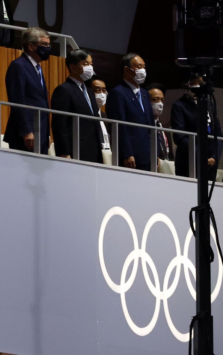 日, 도쿄올림픽 와중 코로나 긴급사태 확대 선포 