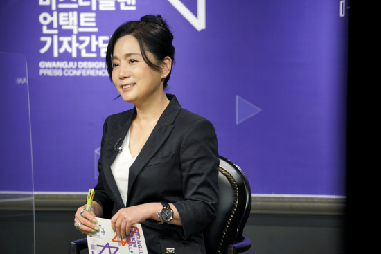 김현선 광주비엔날레 총감독.