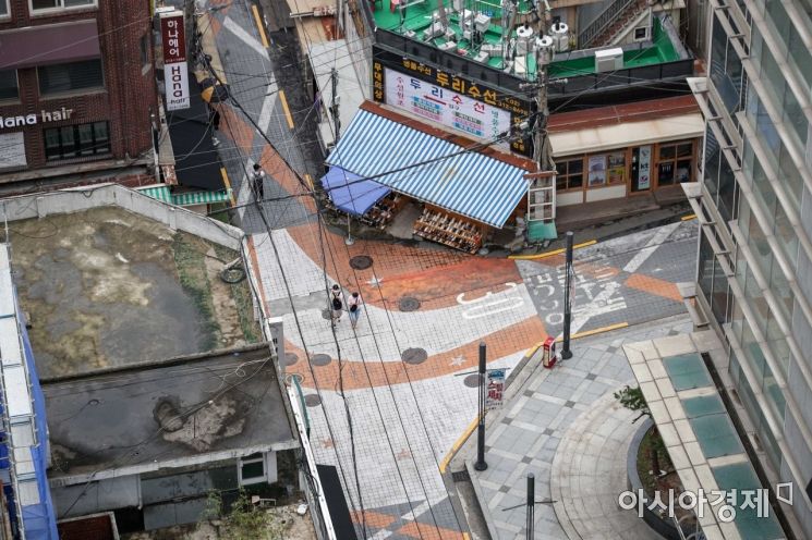 [포토]한산한 이대 앞 골목상권