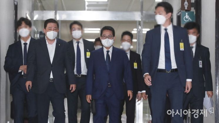 박지원 "과거 국정원 불법사찰·정치개입 사과”