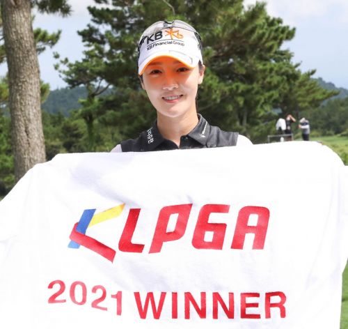 [골프토픽] '삼다수 챔프' 오지현 "세계랭킹 35계단 점프~"…코르다 '넘버 1'