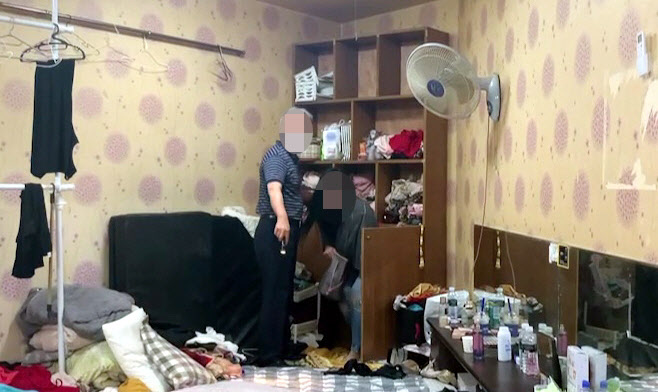 코로나 확산 막아라…스페인 섬, '잠입요원' 고용해 불법파티 잡는다