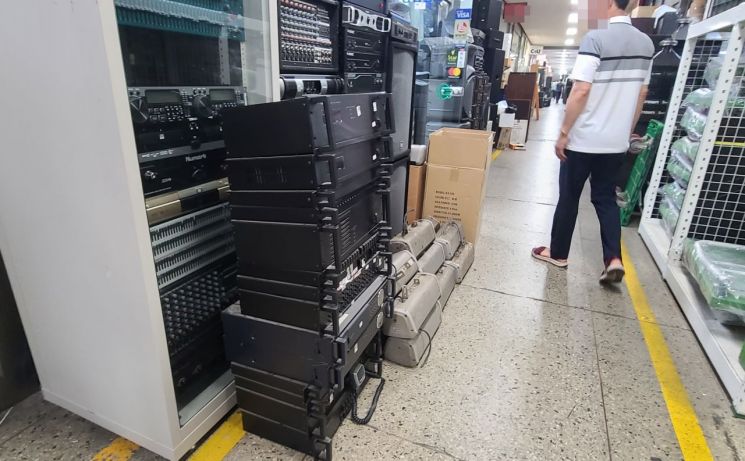 끝없는 코로나 터널…특화상가들도 '한숨'