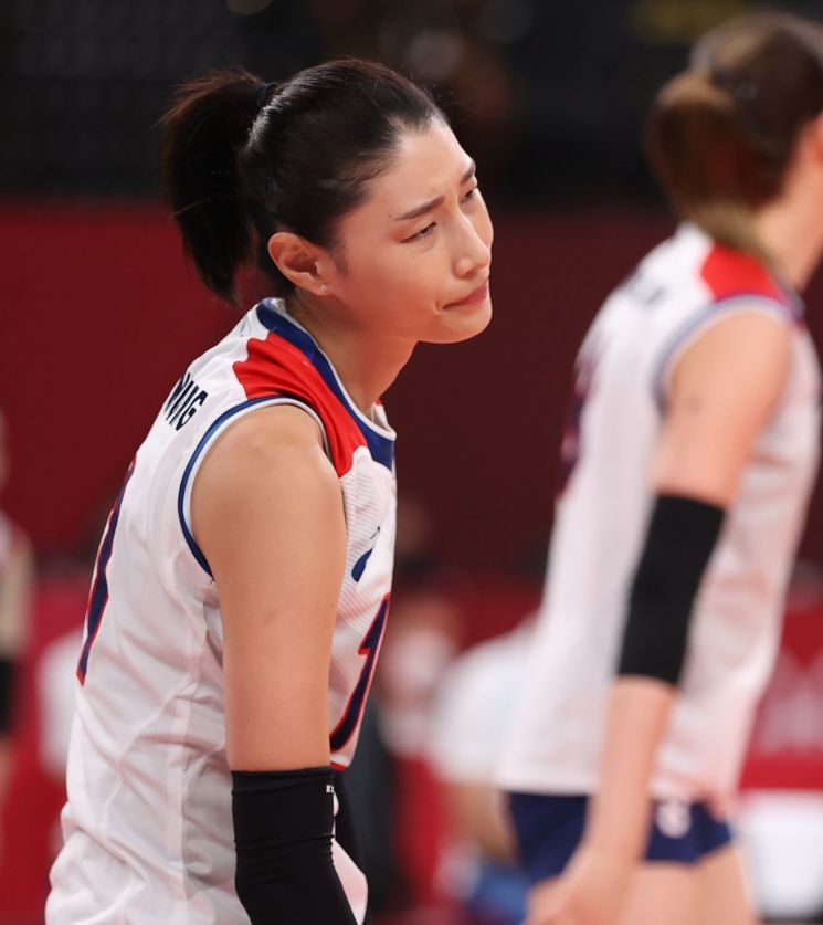 [속보] 여자배구, 브라질과 준결승서 0-3 패배…8일 세르비아와 동메달 결정전