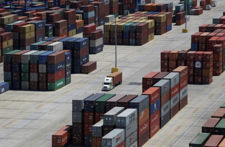 韓 대미 무역흑자 순위 하락 '14위'