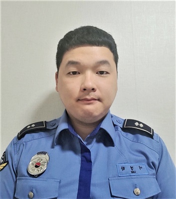 목포해양경찰서 흑산파출소에서 근무하고 있는 이경학 순경 / ⓒ 아시아경제