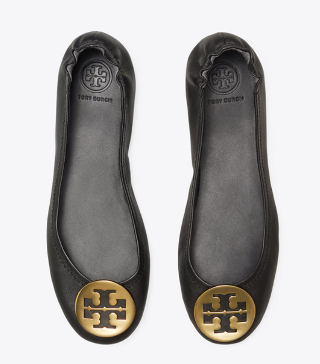 토리버치 플랫 슈즈. 사진=토리버치 공식 홈페이지 화면 캡처.