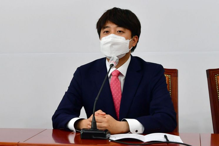 전여옥 "녹취파일 푼 이준석, 이성 잃었든지 아니면 실성했다"