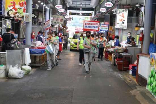 광주 북부소방서, 전통시장 '소방차 길 터주기' 캠페인 전개