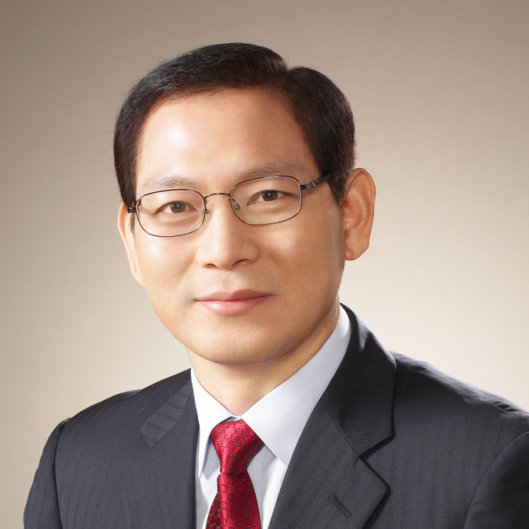 文, 장관급 인사…민주평통 수석부의장 이석현·북방위 위원장 박종수(종합)