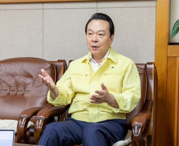 송파구 ‘원스톱 콜센터’로 1인 가구 챙긴다   