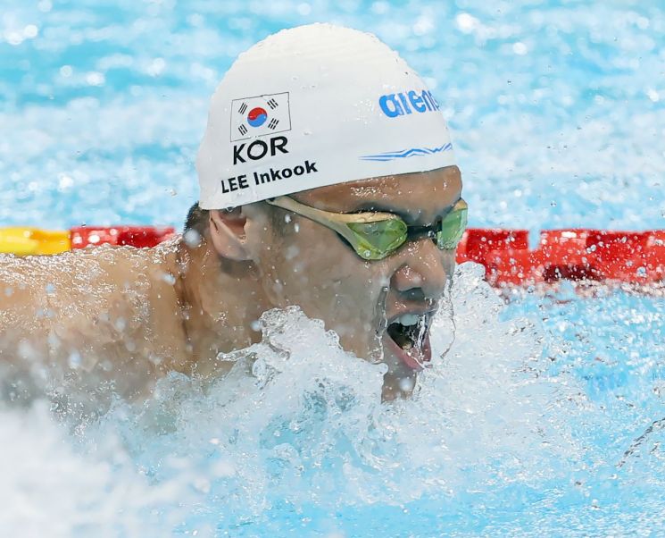 패럴림픽 '수영' 이인국, 배영 100ｍ 결선 5위로 마무리