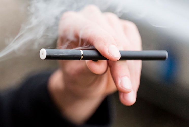 전자담배에 함유된 니코틴도 '혈전' 유발…"심근경색·뇌졸중으로 이어질 수도"