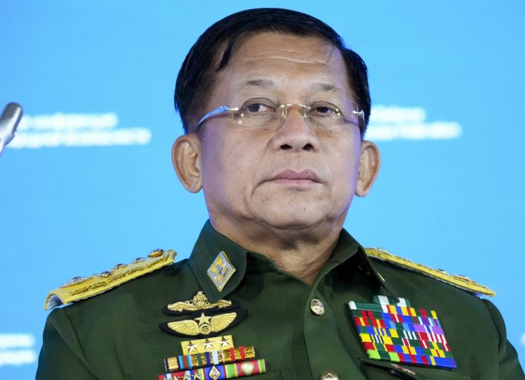 미얀마 민주진영, 군사정권에 '저항 전쟁' 선포…사실상 내전돌입 (종합)