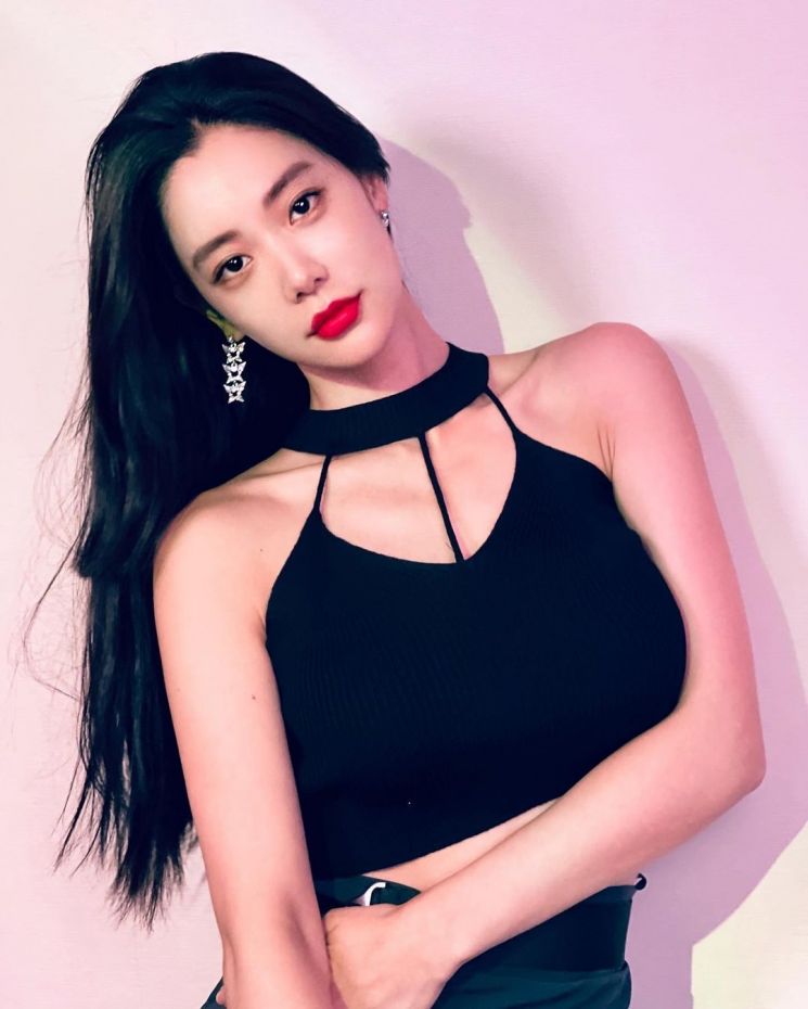 사진 = 클라라 인스타그램