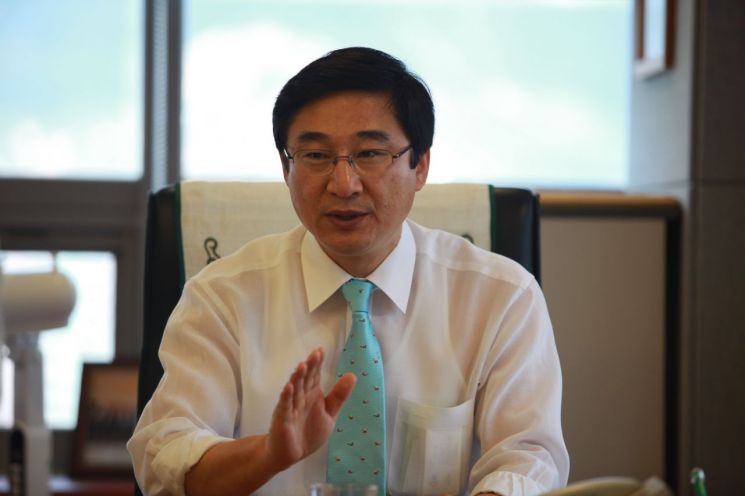 이동진 도봉구청장, 더불어민주당 기초자치단체장협의회 회장 선출 - 뉴스 썸네일 이미지