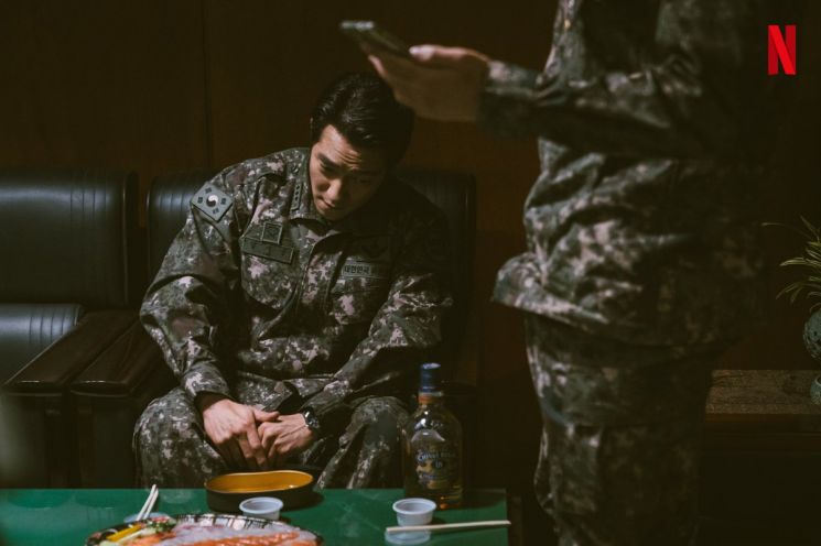 넷플릭스 오리지널 드라마 ＜D.P.＞의 한 장면. 사진=넷플릭스 제공