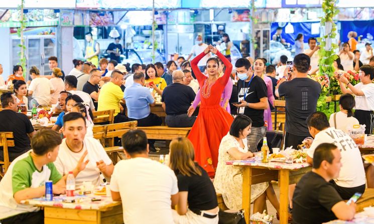 中 위구르족 탄압은 미국의 '사악한 음모'…국무원 백서 발간