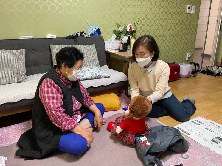 개그우먼 김경아 마포구 여성친화도시 홍보대사 위촉 양성평등 토크쇼 진행