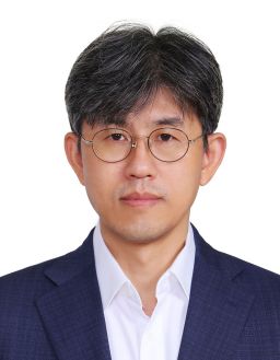 文, 보건복지부 2차관에 류근혁·사회정책비서관에 여준성