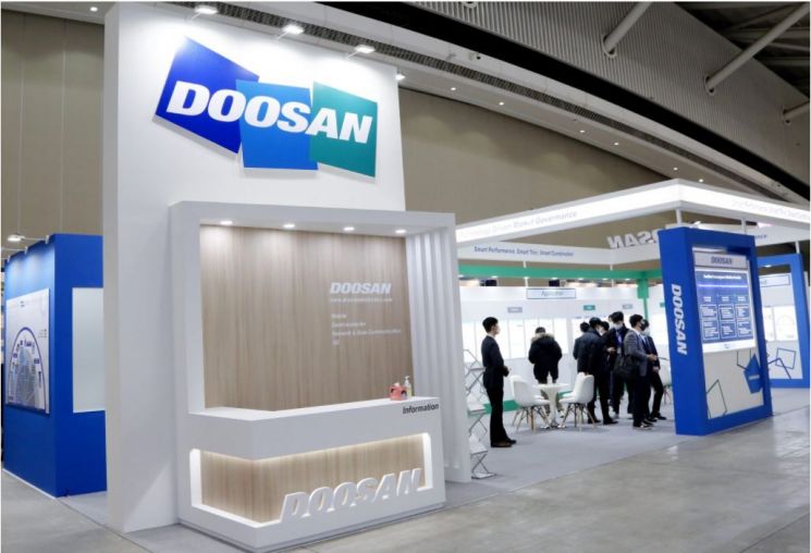 두산, 국내 최대 전자회로기판 전시회 참가