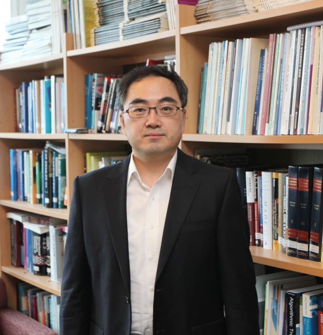 [시론] '개미들의 절망' 반복하지 않으려면