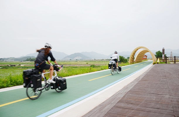무안 영산강변 자전거 길 ⓒ 아시아경제