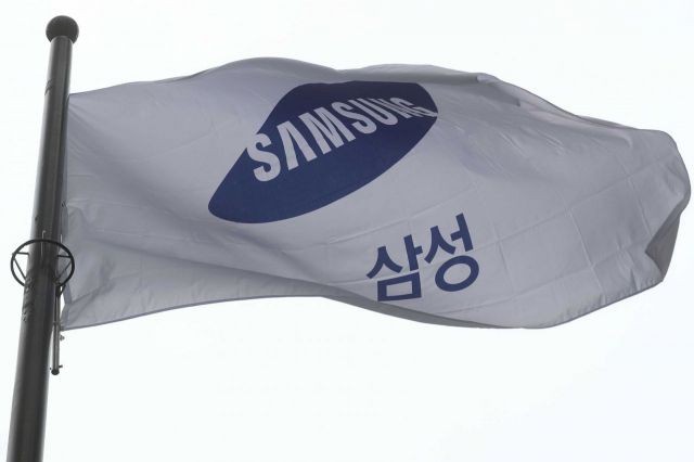 "TSMC 쫓는 삼성, 차량용 반도체가 과제"