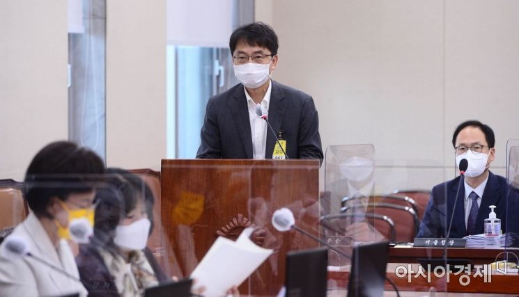 [2021 국감]최저임금위원장 "급격한 인상, 특정 계층·업종 고용에 부정적"