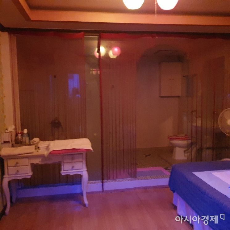 탈성매매 지원금 줬더니... "금액 줄어 유럽여행 차질"  