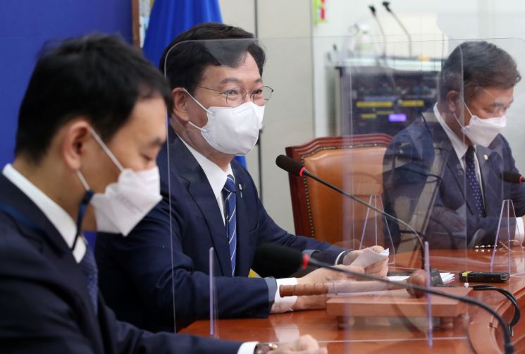 송영길 "이재명 당선도 새 정권 창출…文 대통령 너무 착해"