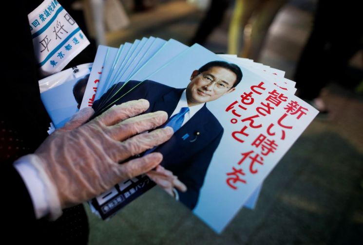 日 언론 "중의원 선거서 자민·공명 과반의석 유지"…자민당 의석은 줄어