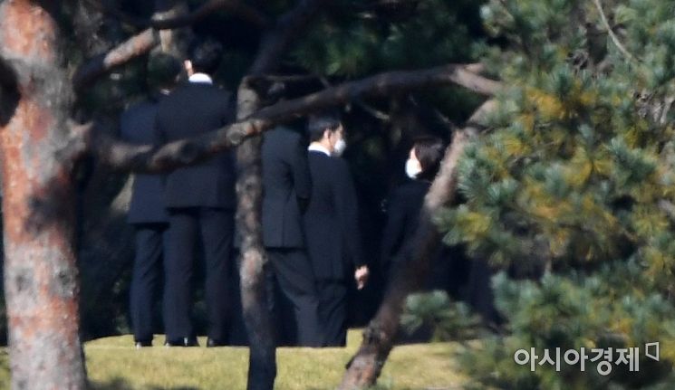 [포토] 이건희 회장 1주기 참석한 이재용-홍라희