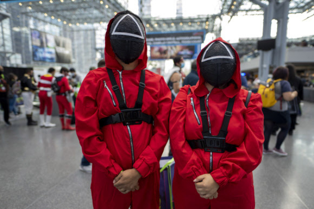 "핼러윈에 '오징어 게임' 분장하려거든…" 홍콩 경찰 경고한 이유