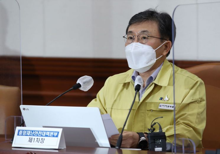 권덕철 "핼러윈 방역수칙 위반 우려… 금요일 일상회복 최종안 발표"