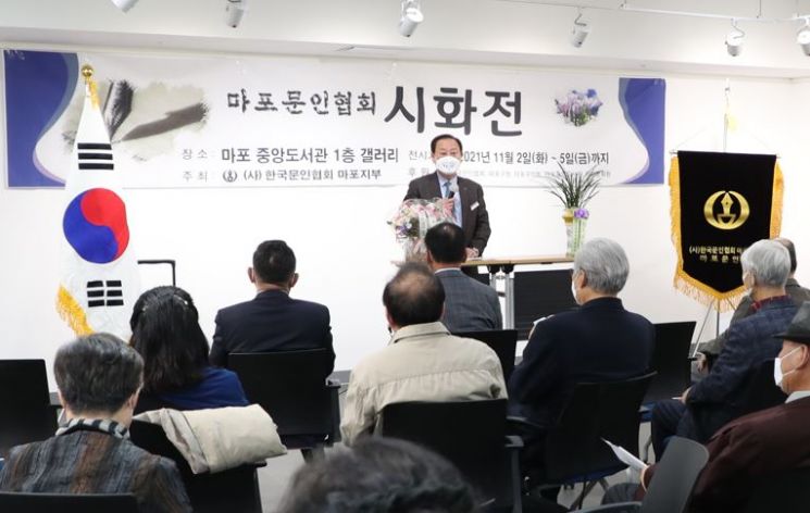[포토]노현송 강서구청장 “단계적 일상회복 속 안정적 방역의료 체계 강조”
