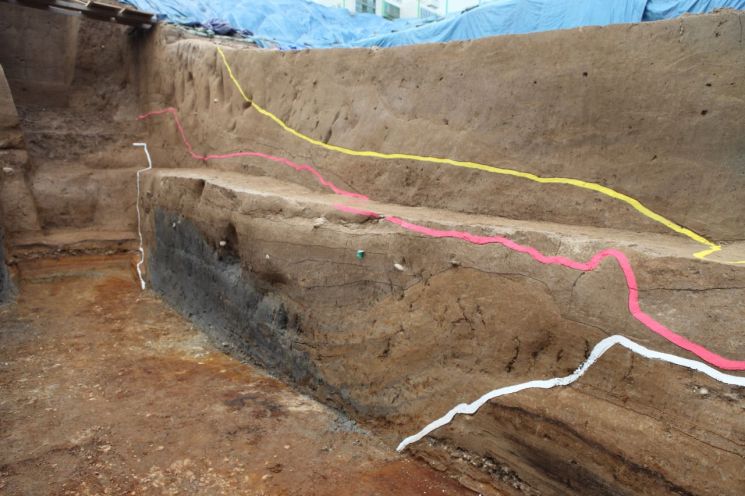 백제 역사 품은 송파구 풍납동 토성 ‘동성벽공원’ 16년만에 선보여