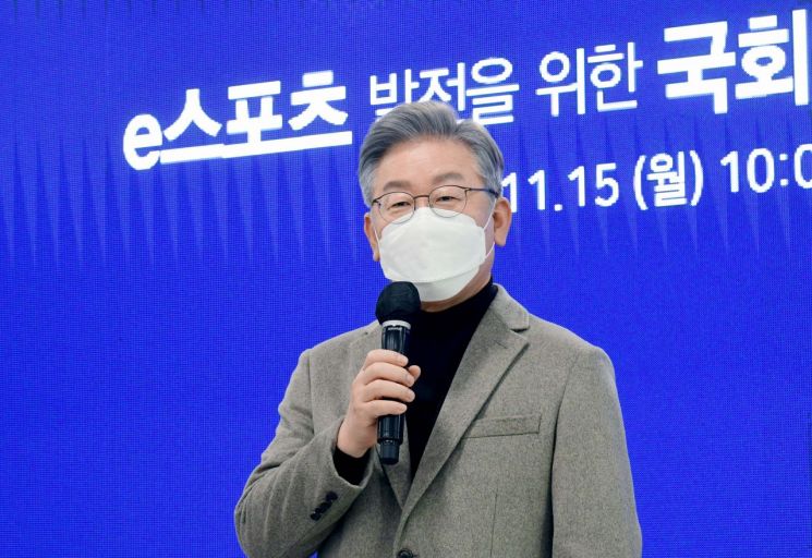 기재부 또 때린 李 “예산 기능 분리해야”