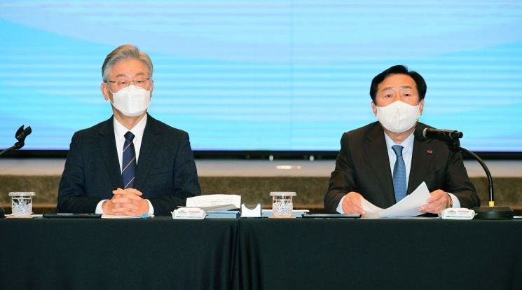 이재명 “정부 벤처투자 대폭 확대…연 30만개 기업 창업 유도”