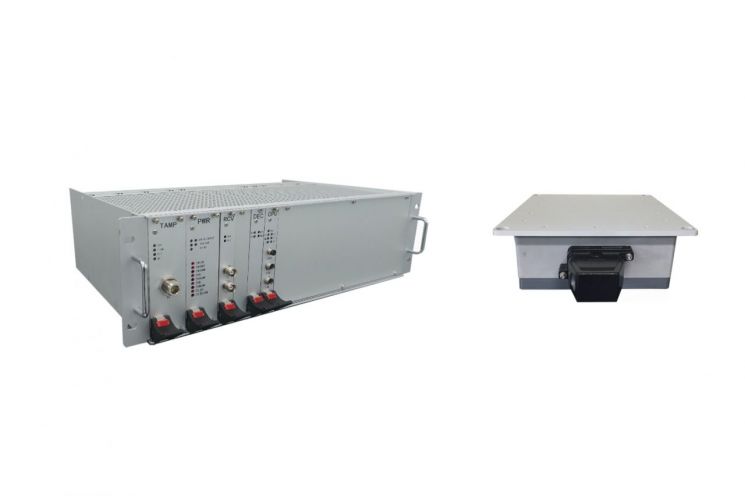 현대로템이 개발한 BTM 장치(왼쪽), BTM 안테나.(사진제공=현대로템)