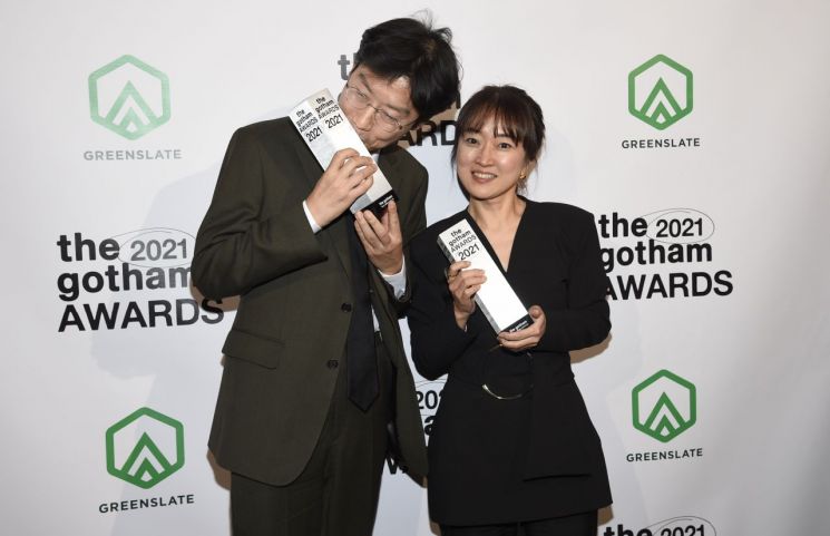 "이건 기적이다" '오징어 게임' 美 고섬 어워즈 수상