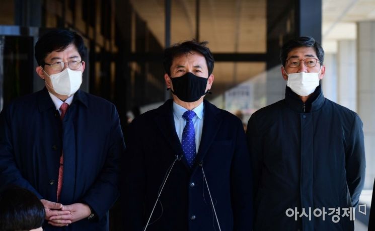 '이재명 검사 사칭 공보물 소명 논란'‥ 김진태, "허위사실" vs 민주당, "허위 아냐"